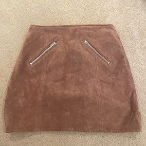 Brown suede skirt size 24. Brand:blankNYC